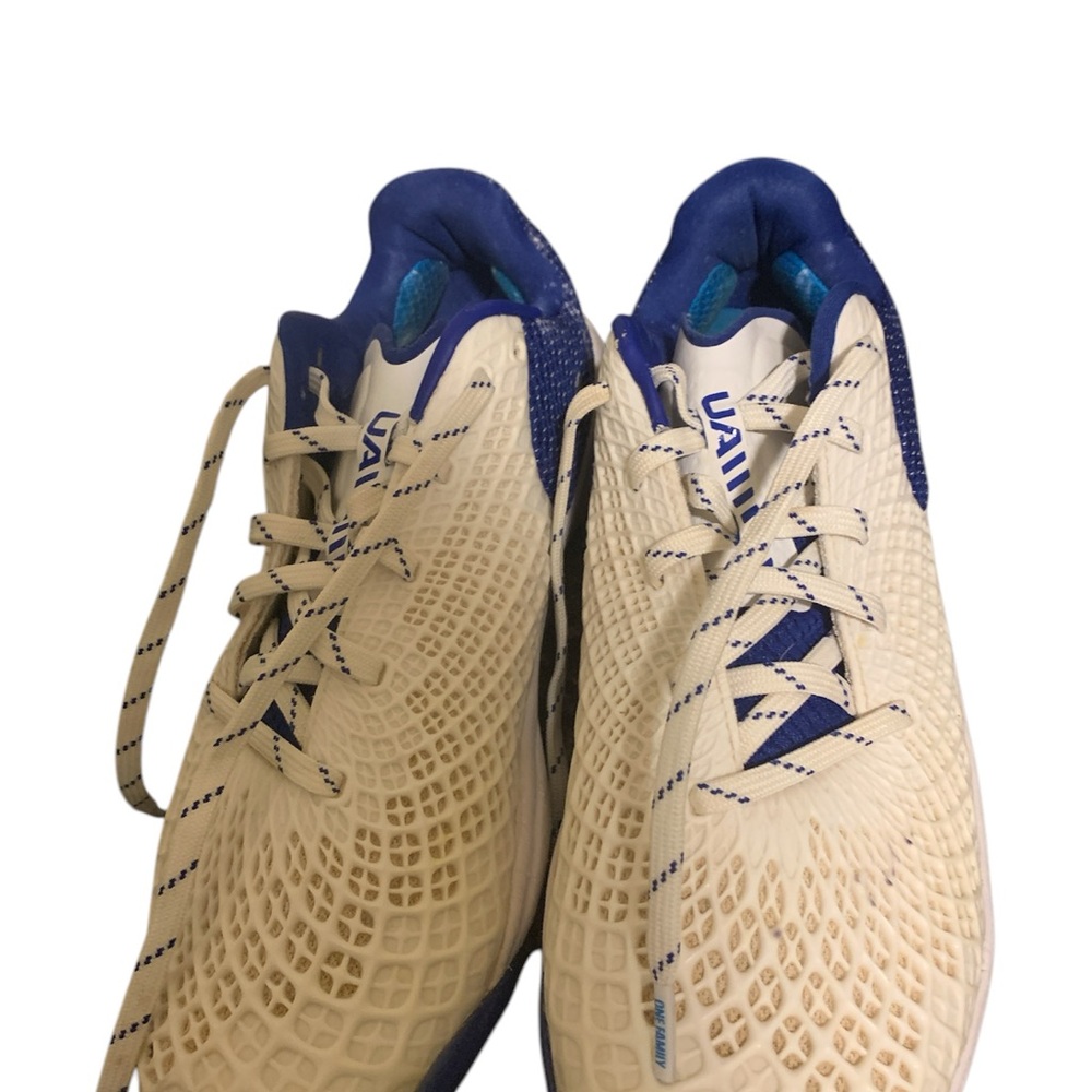 Under Armour Women's Sneakers - Blue and White